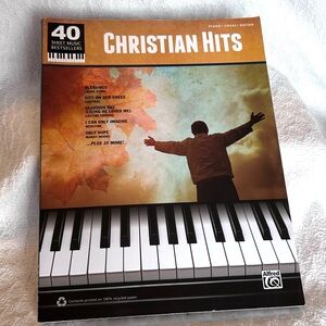 Christian Hits 40 songs Sheet Music piano Book